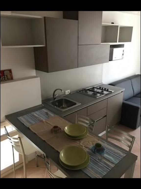 Antonella Gardalake 2 Desenzano del Garda Ngoại thất bức ảnh